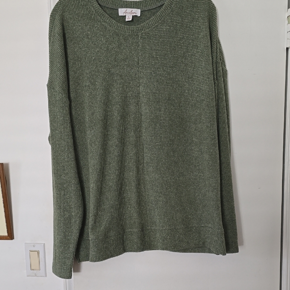 Moss Green Pullovee